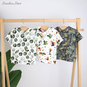 Novo design 100% algodão malha lindo padrão confortável casual manga curta roupas de bebê com chapéus e bolso