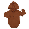 Mais recente design manga longa macacão de algodão de bambu adorável macacão de bebê com chapéu de coelho estilo cor sólida roupas de bebê