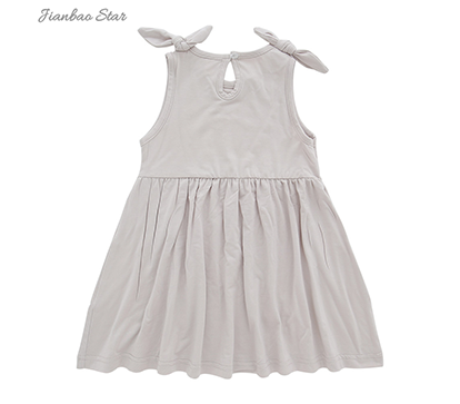 Descubra vestidos de bebê premium para cada ocasião 