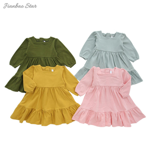 Novo design de fábrica de alta qualidade com babados atacado personalizado confortável estilo inverno vestidos de bebê de manga comprida