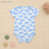 Fabricação de fábrica de serviço OEM as melhores roupas de bebê de bambu de verão Onesie com designs impressos personalizados Macacão de bebê