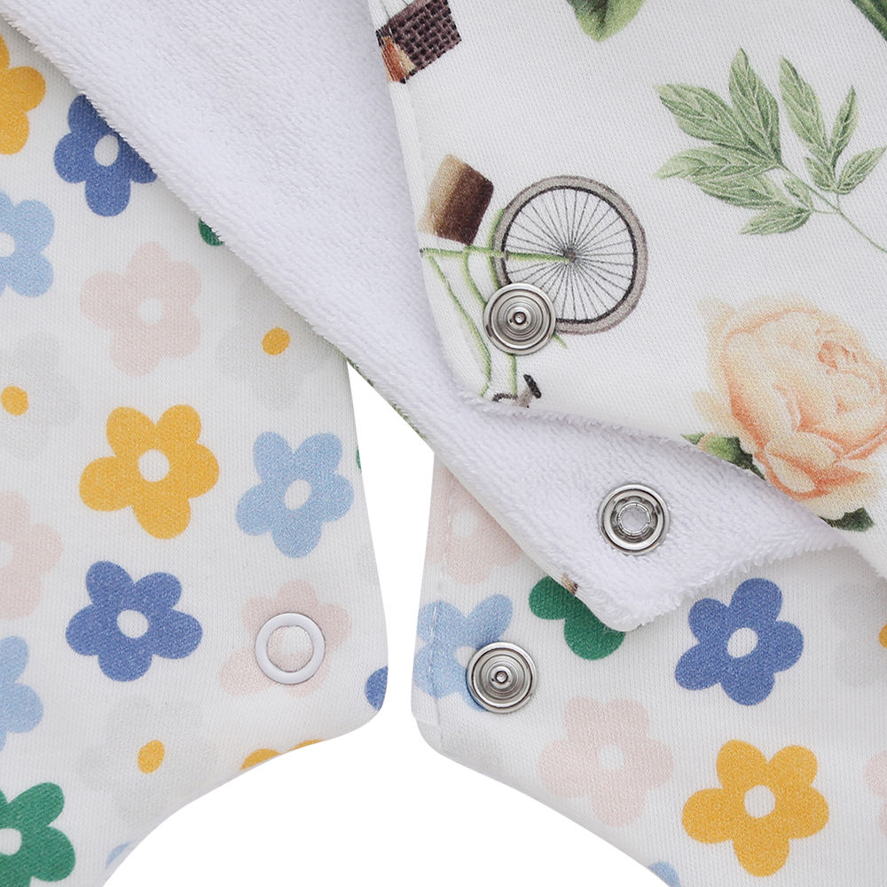 Preço de fábrica no atacado 100% algodão bambu babadores para bebês bonitos personalizados avental de venda quente flor como babadores para bebês