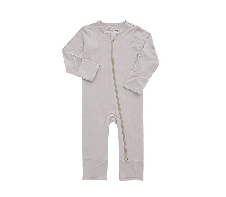 Clássico design de cor sólida suspender bambu algodão manga longa adorável bebê macacão outono crianças corpo terno macacões com zíper